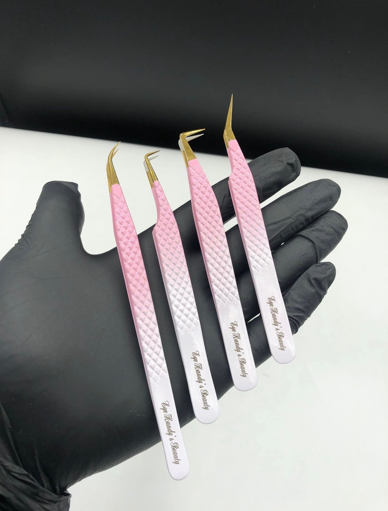 Pink Curve Isolation Tweezers