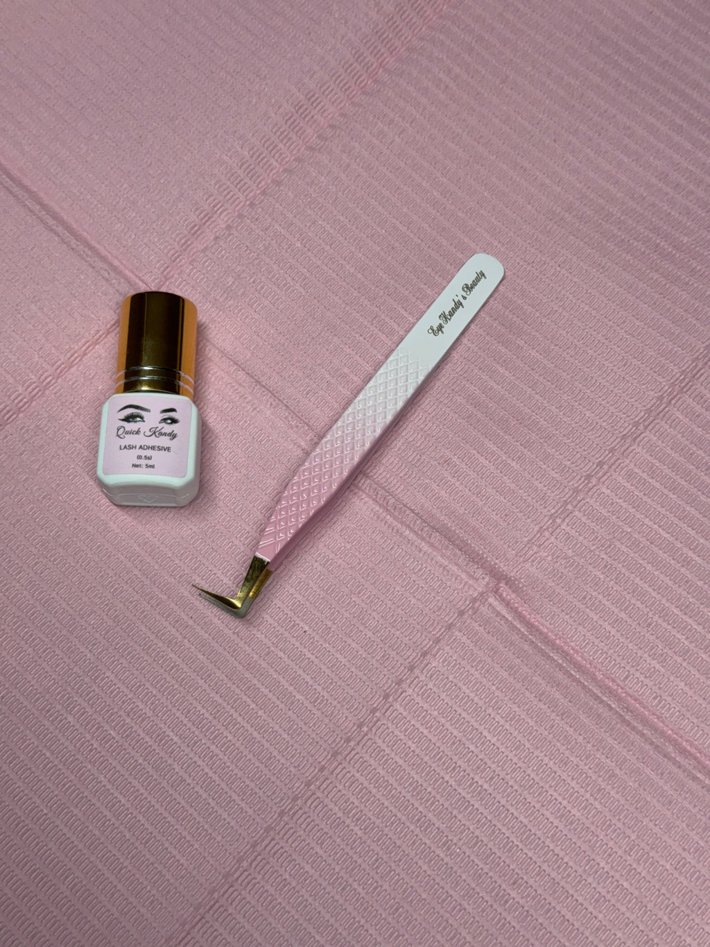 90° Volume Tweezers (Thick Fiber Tip)