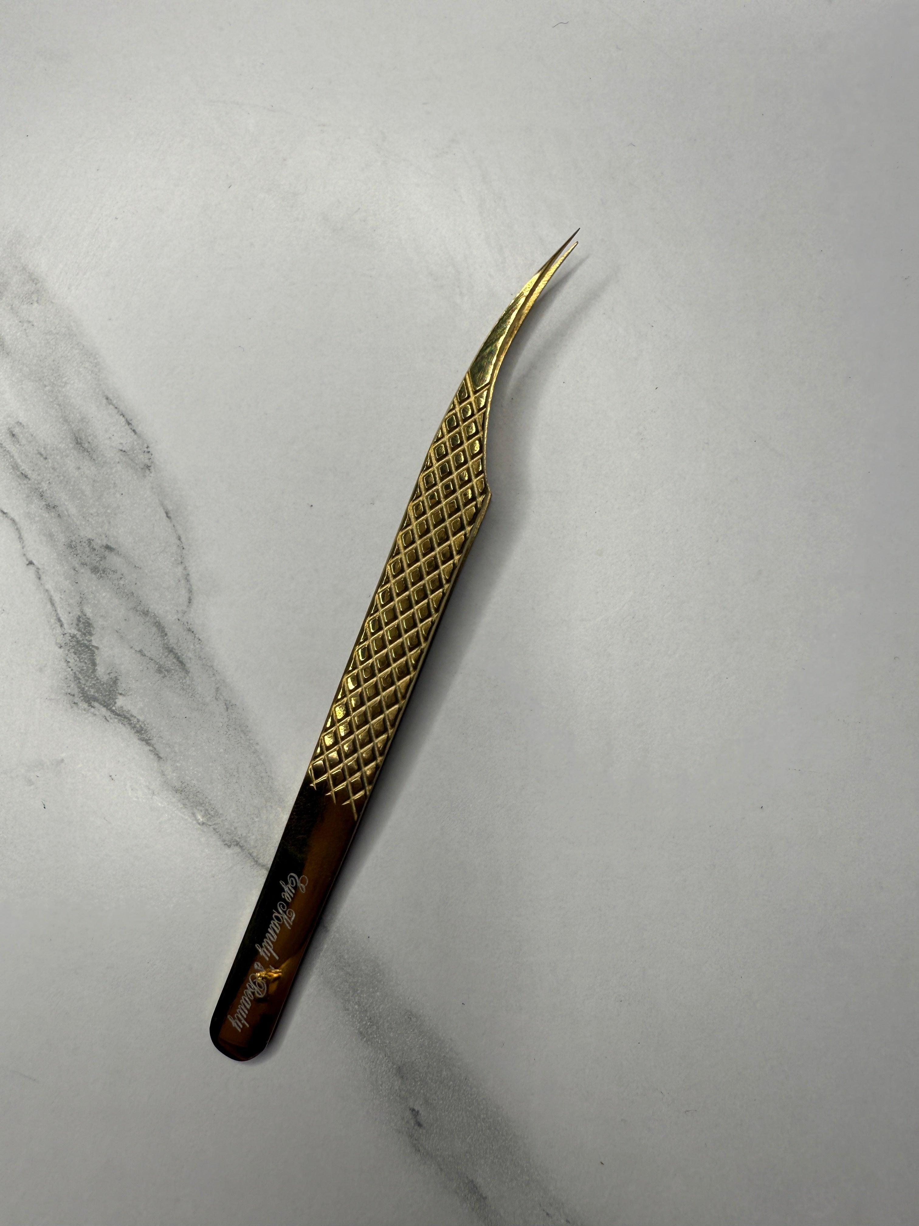 Gold Curve Isolation Tweezers